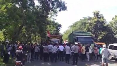 Demo Para Supir Truk di Pelabuhan Gilimanuk, Aktifitas Penyebrangan ASDP Lumpuh Total