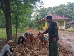 Akhirnya Proyek Dana Desa di Sokarammi Timur Mulai Dikerjakan