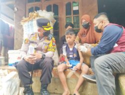 Kapolres Situbondo AKBP Andi Sinjaya Proaktif dan Humanis Edukasi Warga Pelosok Desa Untuk Vaksinasi