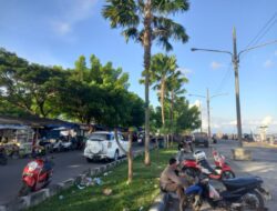 Banyuwangi, detik1.com – Menunggu Sore di Bulan Suci Ramadhan Sambil Menikmati Keindahan Laut Muncar