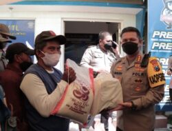 250 Paket Sembako Dibagikan Kepada Supeltas, Jukir, Tukang Becak, dan Kaum Duafa