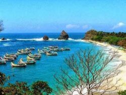Pantai dan Tanjung Papuma, Tempat Wisatawan Libur Lebaran.