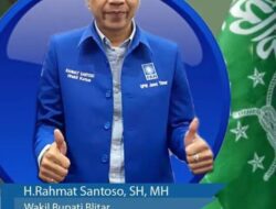 Wabup Blitar Tebar Kabahagian, Kirim Sarung dan 5 Ton Beras ke DPD PAN Tulungagung