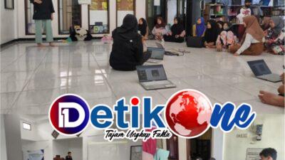 Optimalisasi Edukasi Penggunaan Teknologi Berbasis Pembelajaran Sosial (Social Learning)