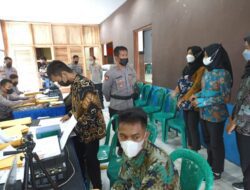 Wakapolres Situbondo Tinjau Verifikasi Pendaftaran Polri, Terapkan Prinsip “BETAH”