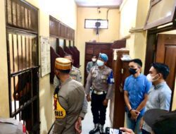 Kapolres AKBP Andi Sinjaya Cek Kondisi Kesehatan Tahanan di Rutan Polres Situbondo