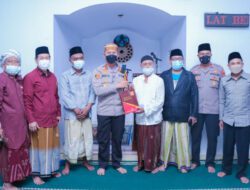 Lepas Syiar Ramadhan, Kapolres Situbondo AKBP Andi Sinjaya Pantau Gebyar Vaksinasi di Masjid