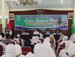 Bupati Bondowoso KH. Salwa Arifin Berikan Pembekalan Calon Jama’ah Haji Tahun 2022.
