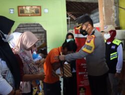 Polisi Peduli, Balita Kelainan Jantung Mendapat Bantuan Sosial Dari Polres Bojonegoro