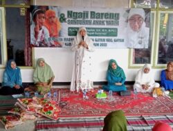 Wabub Sumenep Ngaji bareng dan Santuni Anak Yatim bersama Masyarakat Desa Gayam.