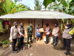 Polwan Blusukan ke Kampung-kampung Gelar Baksos