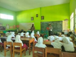 Satlantas Bondowoso Kenalkan Sosok Polisi Lebih Dekat