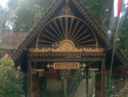 Pemandian Alam “Sumber Waras” Banyuwangi.