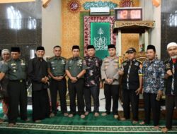 Kunker di Bulukumba, Pangdam Hasanuddin Sempatkan Sholat Dhuhur dan Tausiyah di Masjid Hidayatullah