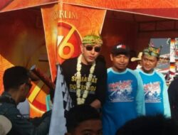 Nasim Khan Lepas Jalan Sehat Kilensari