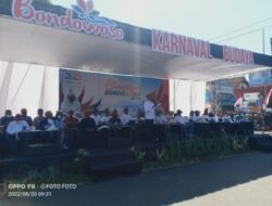 Bupati KH Salwa Arifin Resmi Buka Karnaval Budaya Kabupaten Bondowoso