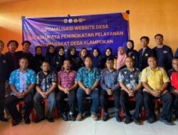 Tingkatkan Yanmas, KKN Unej Kelompok 285 Bersama Perangkat Desa Klampokan Lakukan Optimalisasi Website Des