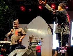 Bung Karna Duet Dengan NAFF BAND di Alun-Alun Kota Situbondo
