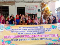 Kunjungan Anggota DPRD Banyuwangi Ke Dusun Guwo Desa Grogol, Dalam Rangka Kejuruan Pembuatan Batik Tulis