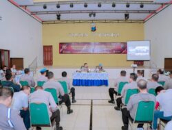 Propam Polda Jatim Sosialisasi Etika Profesi  di Polres Situbondo,Tekankan Anggota Pedomi Empat Etika Profesi Polri