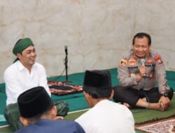 Kapolda Jatim Silaturahmi dengan Tokoh Agama di Ponpes Rejo Darul Mustofa Malang