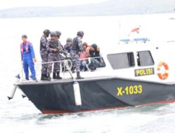 Jelang KTT G20, Polresta Banyuwangi Gelar Simulasi Pengamanan di Selat Bali