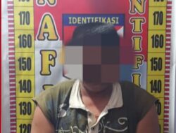 Asik Tertidur Pulas, Tak Terasa HP Disebelahnya Sudah Raib Digondol Maling