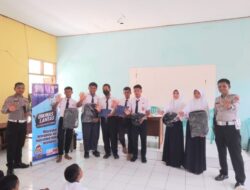 Peduli Keselamatan Pelajar, Satlantas Polres Situbondo Blusukan ke Sekolah Berikan Edukasi Tertib Berlalu Lintas