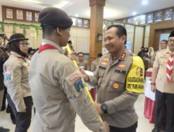 Kapolda Jatim Lepas Kontingen Pramuka Saka Bhayangkara Ikuti Pertikaranas