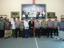Kapolda Jatim Silaturahmi di Ponpes Darussalam Blokagung Banyuwangi