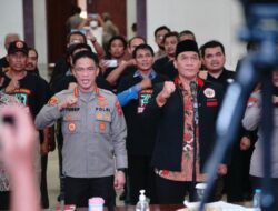 Polrestabes Surabaya Inisiasi Ikrar Pendekar Wani Jogo Suroboyo Bersama 35 Perguruan Pencak Silat