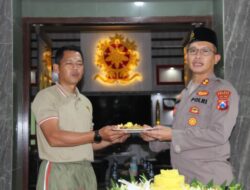 Kapolres Bondowoso Beri Kejutan Kepada Yonif Raider 514/SY Kostrad
