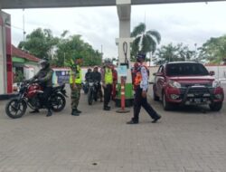 Pastikan Stok BBM Aman, Polres Bojonegoro Pantau SPBU Perbatasan Jatim – Jateng