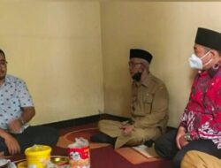 Bupati Bondowoso Takziah Ke Rumah Almarhum Drs. Amir Hidayat, M.Si
