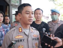 Kapolres Jember Sambangi Keluarga Siswi SMK Korban Pembunuhan