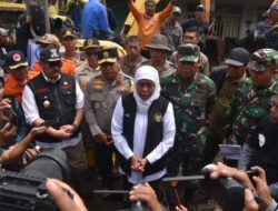 Kapolres Bondowoso Dampingi Gubernur Jatim Tinjau Banjir Ijen