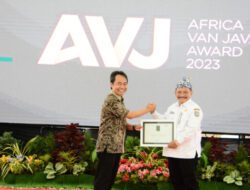 Mampu Memajukan Kotanya, Bupati Situbondo Kembali Mendapatkan Penghargaan