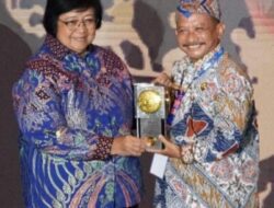 Tiga Tahun Memimpin Kabupaten Situbondo, Bung Karna Raih Trophy Adipura