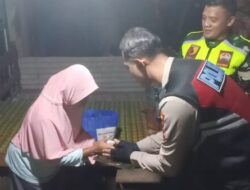 Sinergitas Polres Pamekasan Bersama Kodim 0826 Patroli Dialogis Sambil Berbagi Berkah