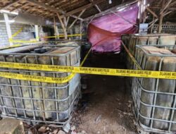 Polres Lamongan Berhasil Mengungkap Penimbunan BBM Bersubsidi di Wilayah Pantura