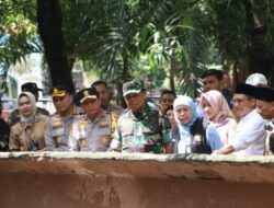 Kapolda Jatim Bersama Forkopimda Pantau Wisata KBS dan Pastikan Pengunjung Aman