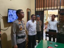 Memastikan Kondisi Tahanan Sehat, Kapolres Situbondo Cek Ruang Tahanan