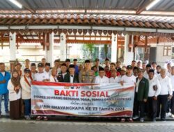 Sambut Hari Bhayangkara Polres Jombang Gelar Bakti Sosial di Makam Gus Dur