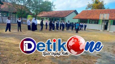 SMPN 2 Raas Adakan Macam Lomba