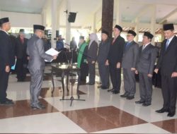 Pj Bupati Bondowoso Melakukan Pelantikan dan Sumpah Jabatan Terhadap Enam PNS