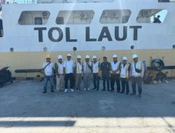 Ketua Annur Kasbutuja Bersama Anggota Meninjau Trayek Kapal Ekspres Roro Cucut Celuk Bawang-Raas