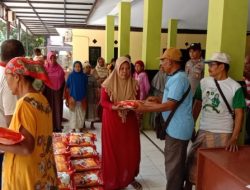 PT SKS Salurkan Ratusan Bantuan Paket Sembako Kepada Warga Tambak Ukir