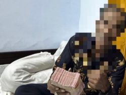 Diduga Oknum PPK Nonggunong Terima Uang Ratusan Juta Dari Caleg DPR RI