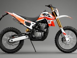 Motor Trail 2-Tak Terbaik, Tunggangan Gahar untuk Menaklukkan Medan Off-Road Terberat