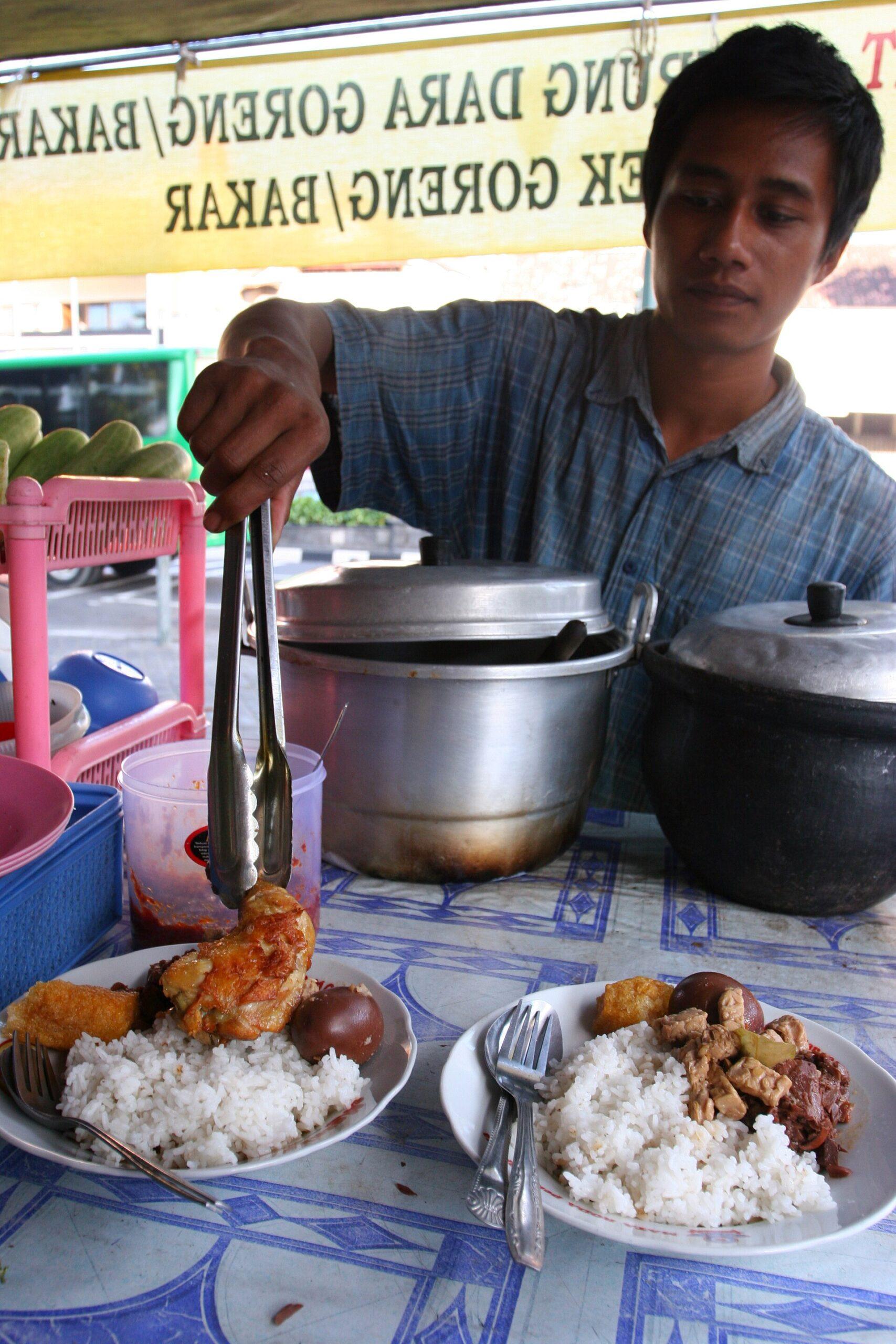 menu makan di kawasan malioboro yogyakarta